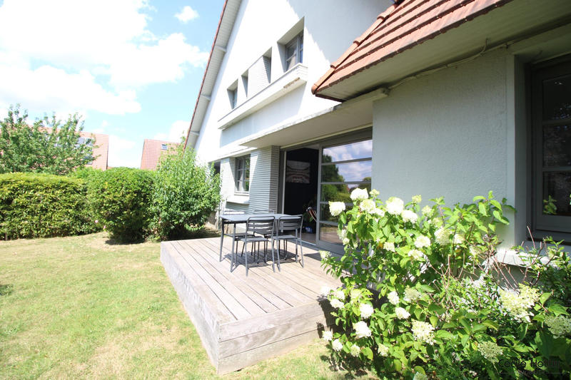 Maison - 192 m² - 7 pièces