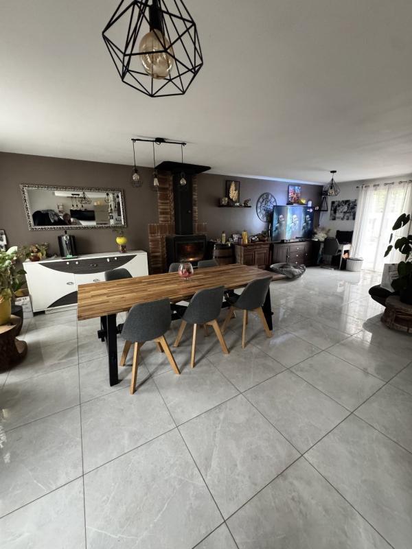 Propriété - 125 m² - 4 pièces