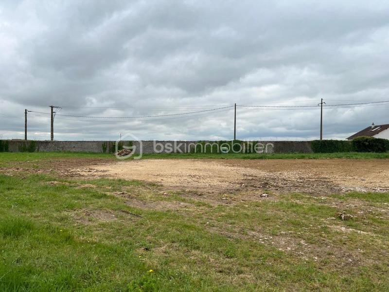 Terrain constructible - 867 m²