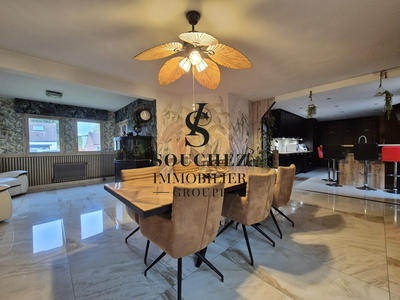 Maison - 151 m² - 6 pièces