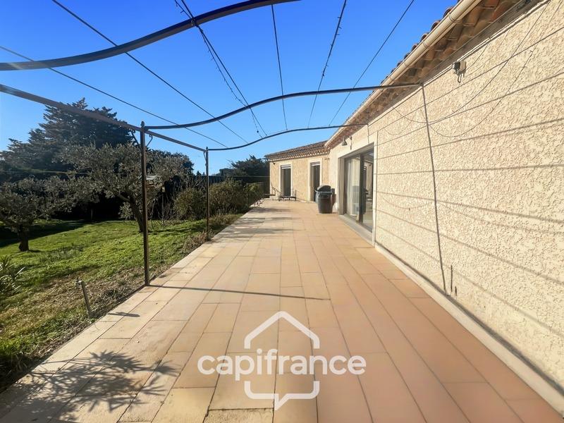 Maison - 203 m² - 6 pièces