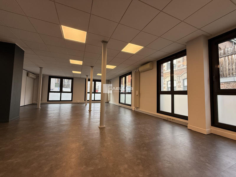 Bureau - 233 m²