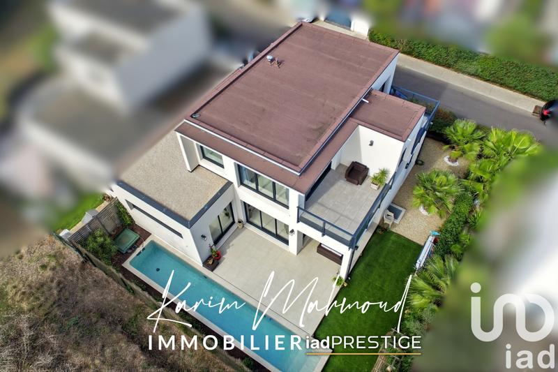 Maison de maîtres - 140 m² - 5 pièces