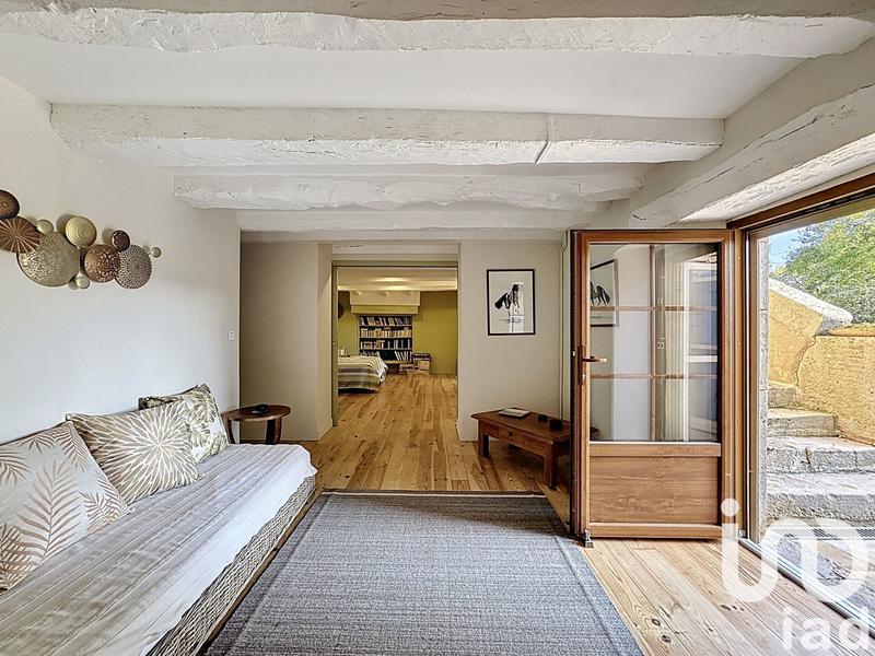 Maison - 350 m² - 7 pièces