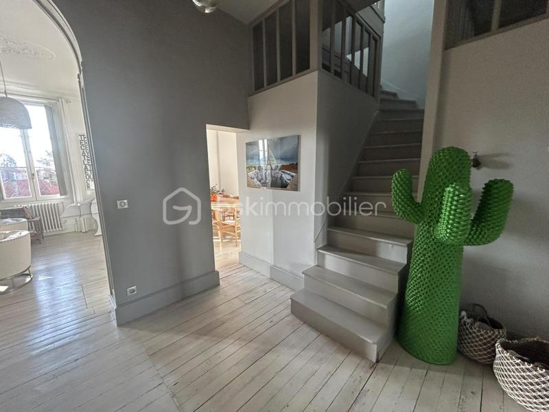 Duplex - 180 m² - 7 pièces