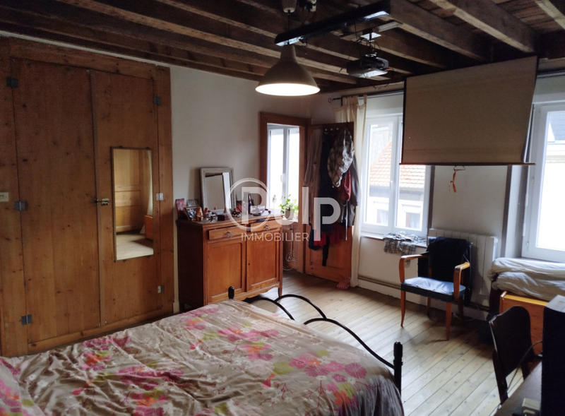 Maison - 188 m² - 9 pièces