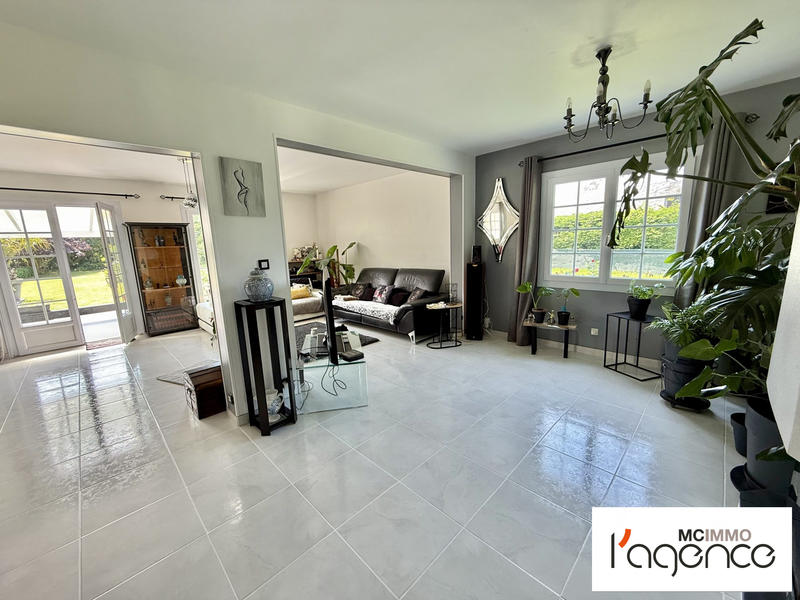 Maison traditionnelle - 160 m² - 5 pièces