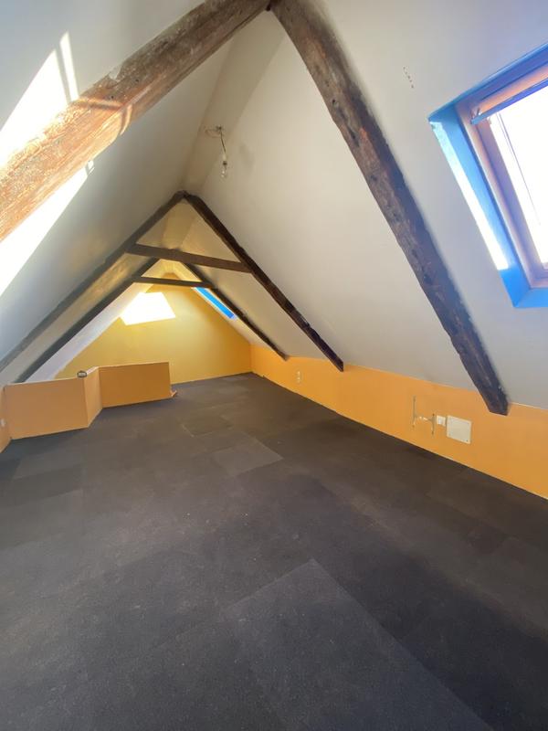 Maison - 60 m² - 4 pièces