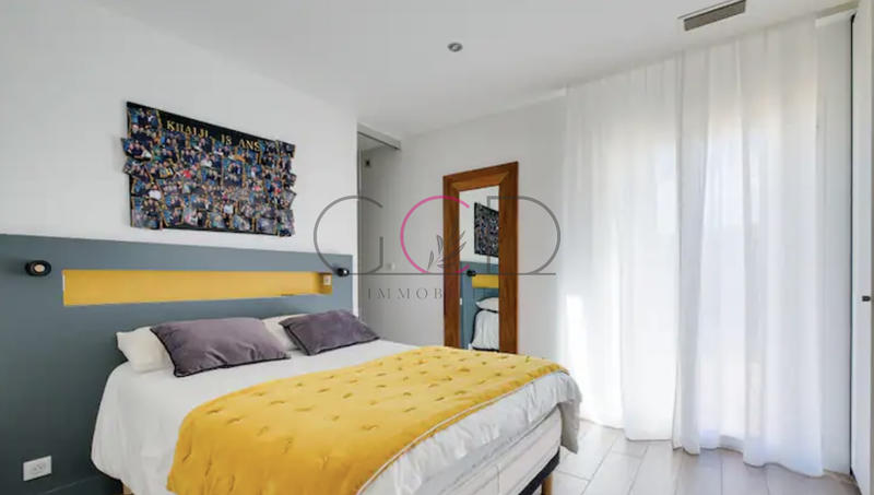 Villa - 180 m² - 7 pièces