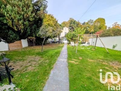 Maison - 140 m² - 7 pièces