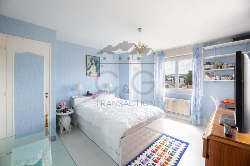 Appartement - 88 m² - 3 pièces