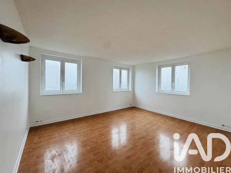 Appartement - 82 m² - 4 pièces