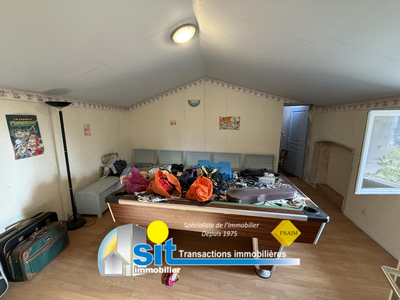 Maison - 265 m² - 8 pièces