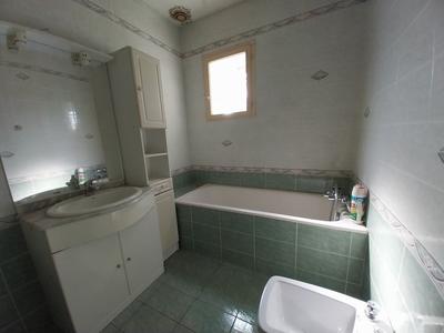 Maison - 90 m² - 3 pièces