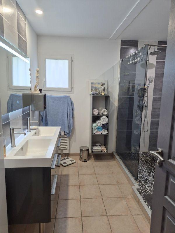 Maison - 127 m² - 6 pièces