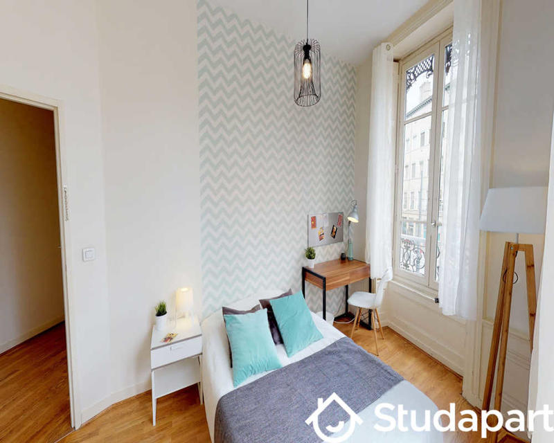 Chambre - 55 m² - 1 pièce
