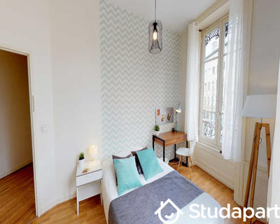 Chambre - 55 m² - 1 pièce