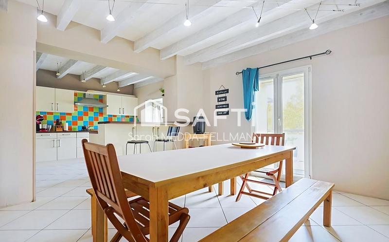 Maison - 273 m² - 5 pièces