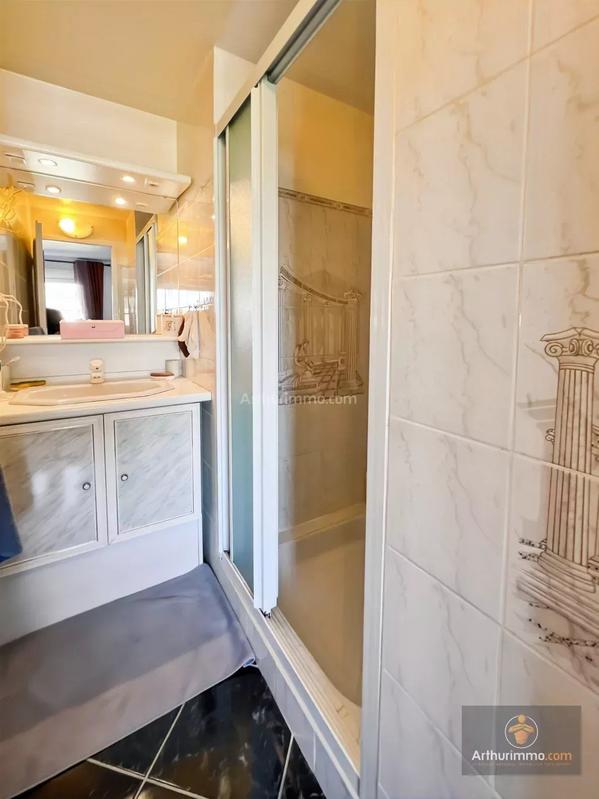 Maison - 155 m² - 9 pièces