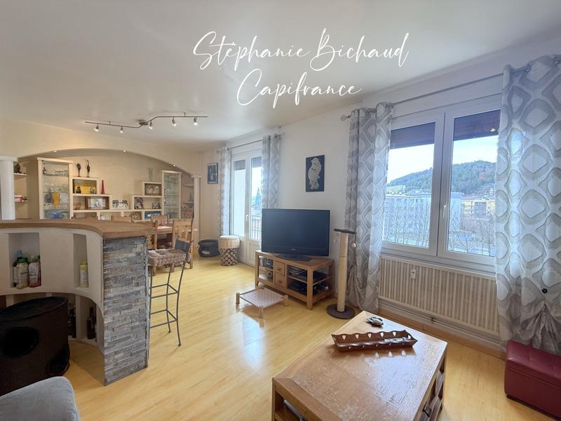 Appartement - 77 m² - 3 pièces