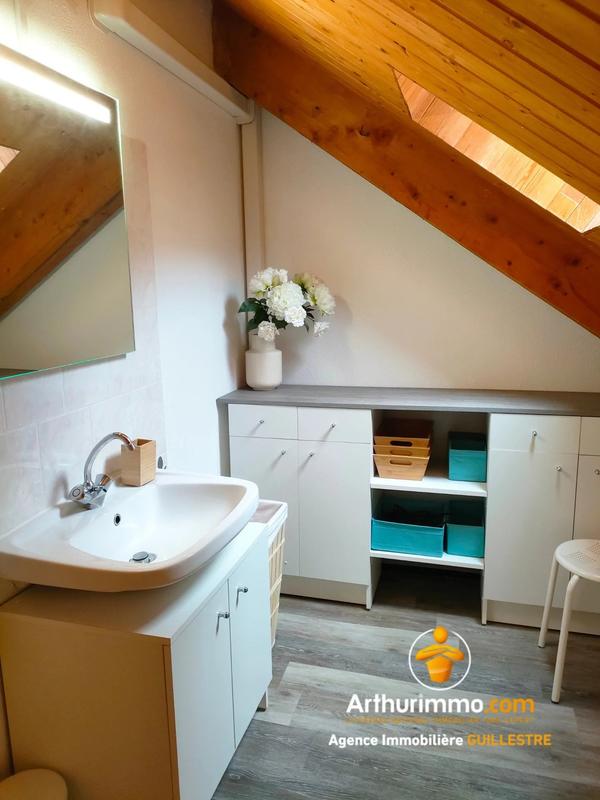 Appartement - 137 m² - 6 pièces