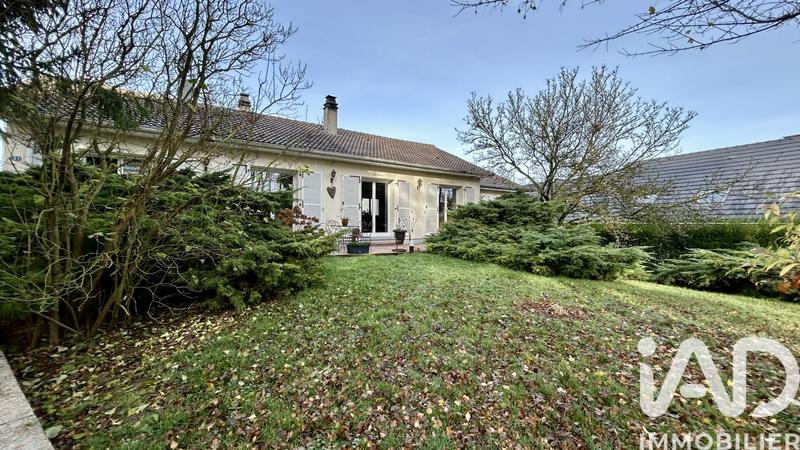 Maison - 141 m² - 8 pièces