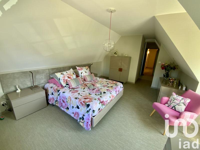 Maison - 221 m² - 9 pièces