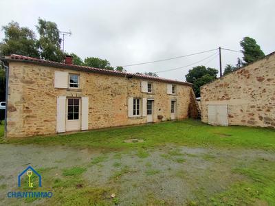 Maison - 75 m² - 4 pièces