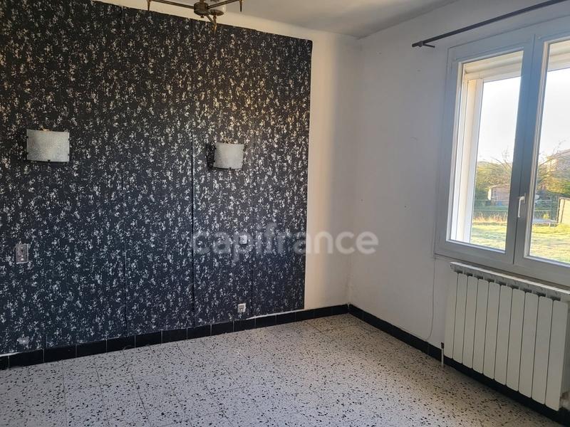 Maison - 176 m² - 8 pièces