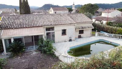 Maison - 122 m² - 4 pièces