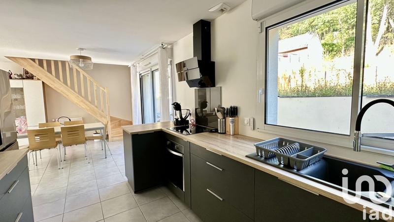 Maison - 101 m² - 5 pièces