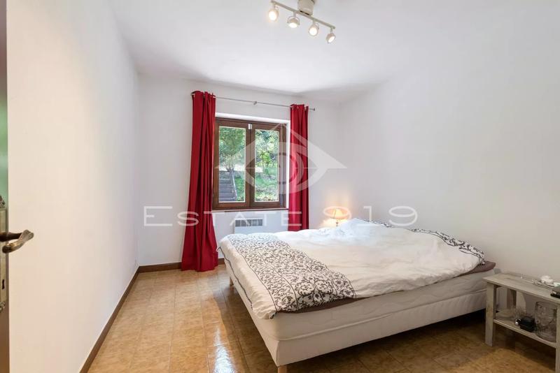 Villa - 235 m² - 7 pièces