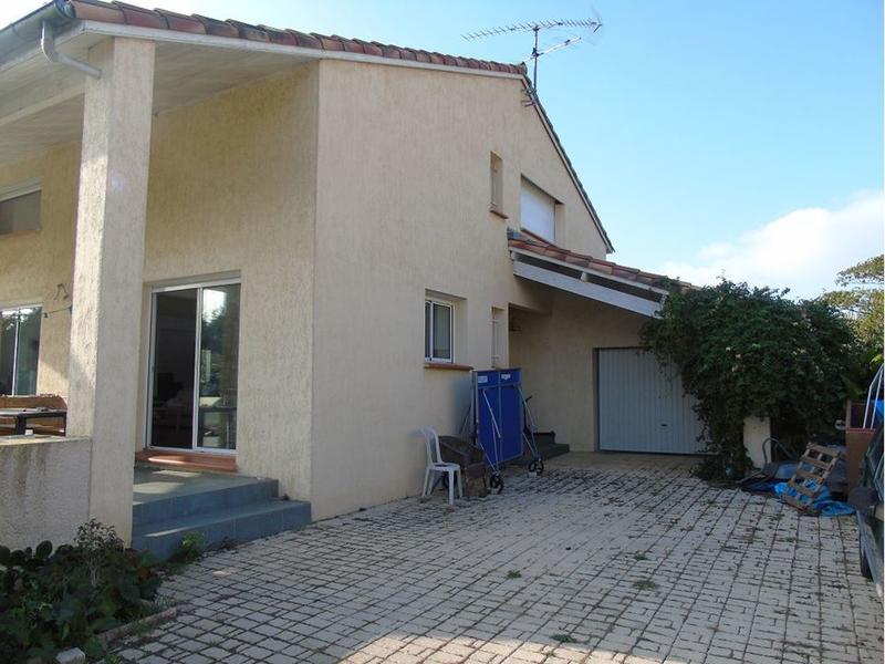 Maison traditionnelle - 210 m² - 8 pièces