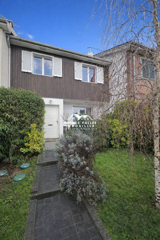 Maison - 83 m² - 4 pièces