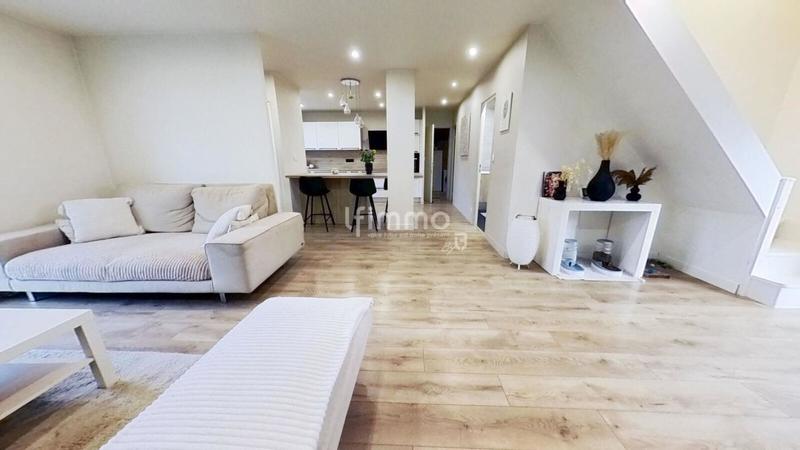 Maison - 101 m² - 5 pièces