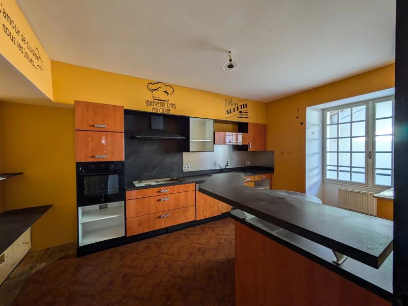 Immeuble - 125 m² - 4 pièces