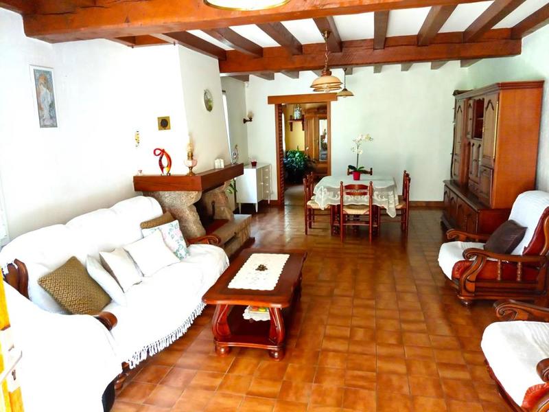 Propriété - 188 m² - 9 pièces