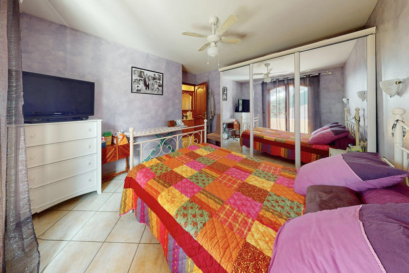 Maison - 190 m² - 5 pièces