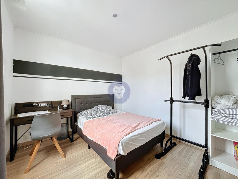 Maison - 139 m² - 7 pièces