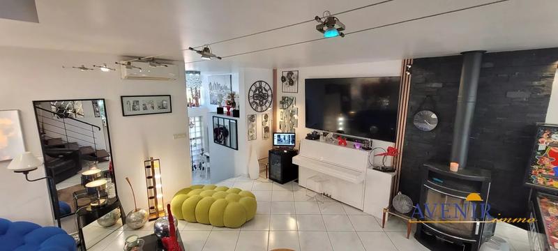 Maison - 160 m² - 5 pièces