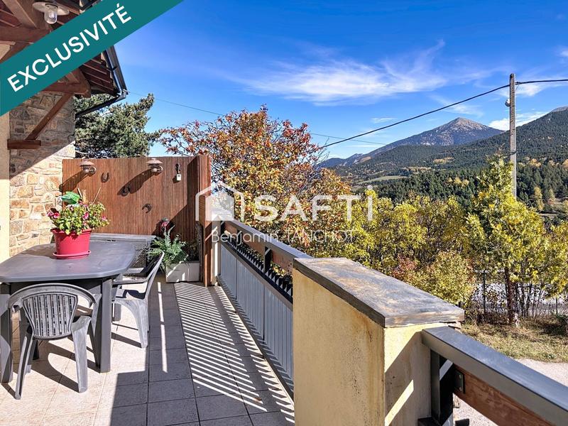 Maison - 250 m² - 6 pièces