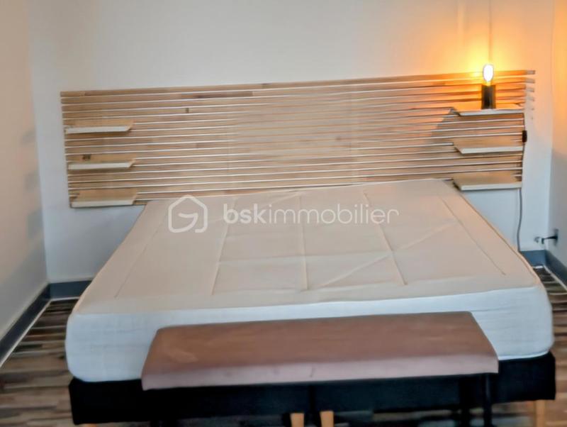 Maison bourgeoise - 250 m² - 8 pièces