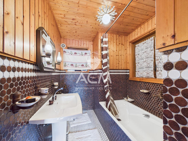 Châlet - 168 m² - 6 pièces