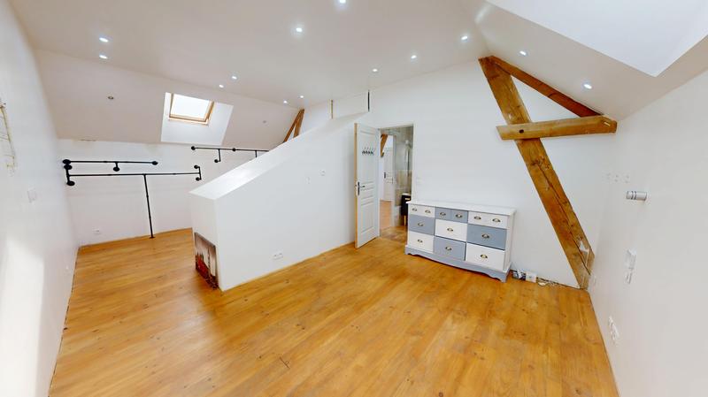 Maison - 145 m² - 6 pièces