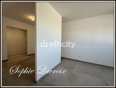 Maison - 111 m² - 4 pièces