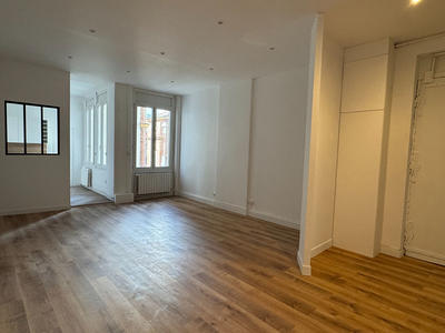 Appartement - 99 m² - 3 pièces