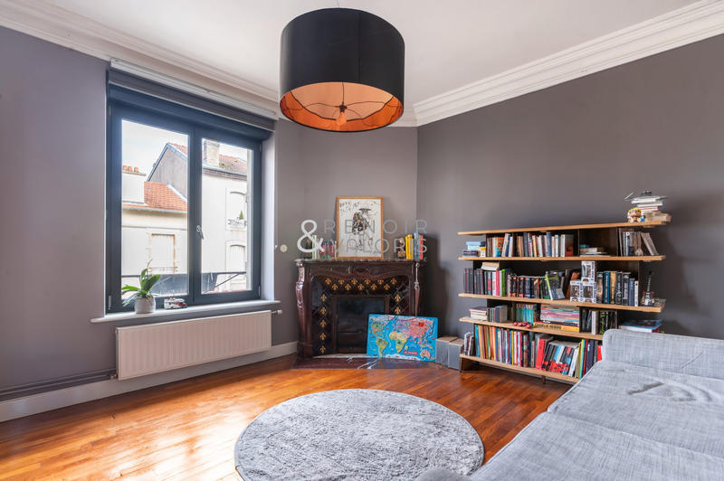 Maison - 96 m² - 5 pièces