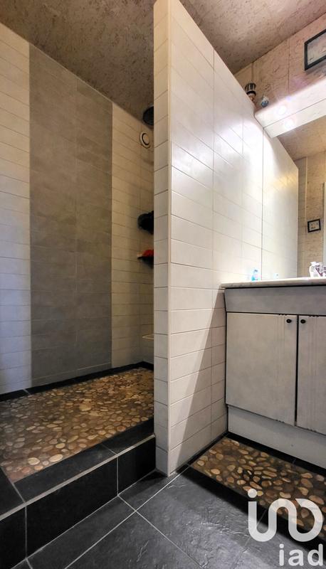 Appartement - 84 m² - 4 pièces