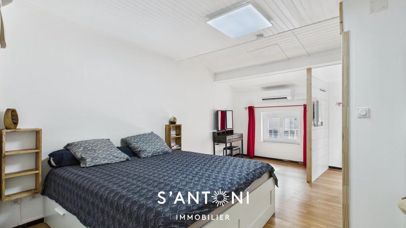 Maison - 96 m² - 3 pièces