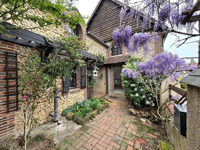 Maison - 160 m² - 5 pièces